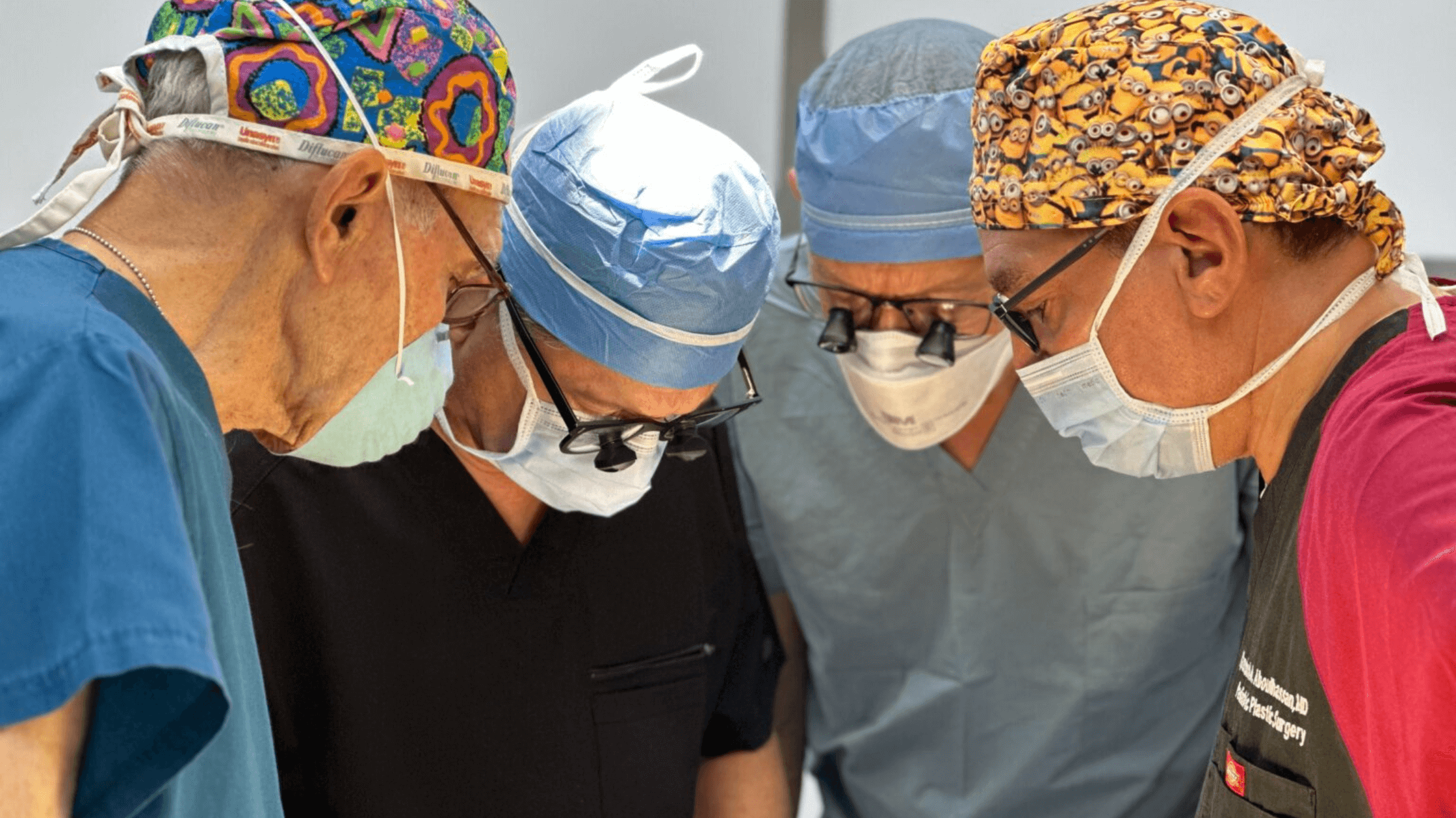 Surgeons Dr. Capozzi, Dr. Costanzo, Dr. Simonds, Dr. Hassan